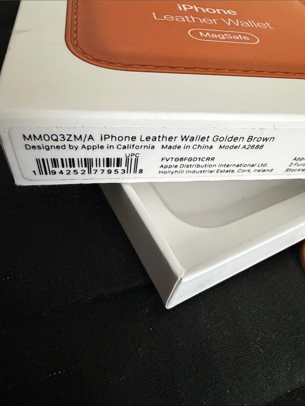 Apple Leather MagSafe Wallet in Golden Brown